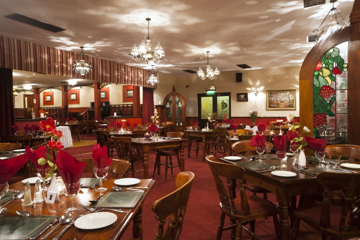 Eviston House Hotel