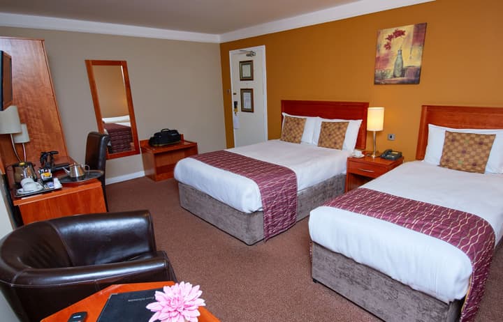 Eviston House Hotel