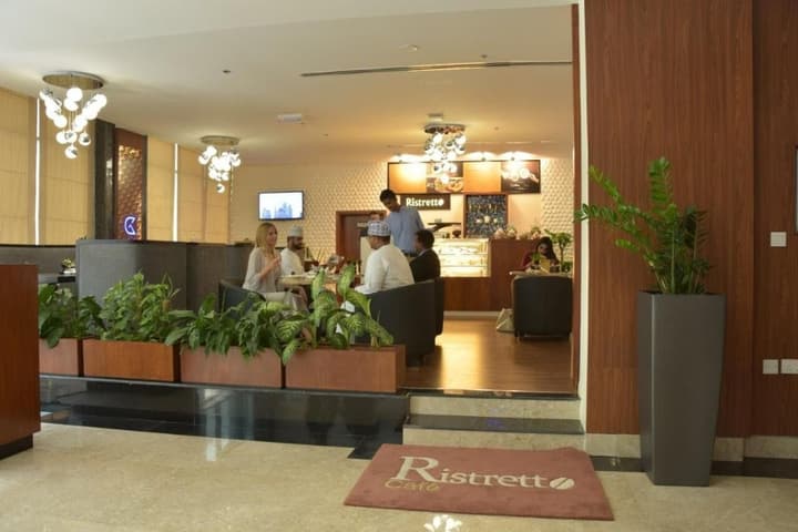 Golden Tulip Headington Ruwi
