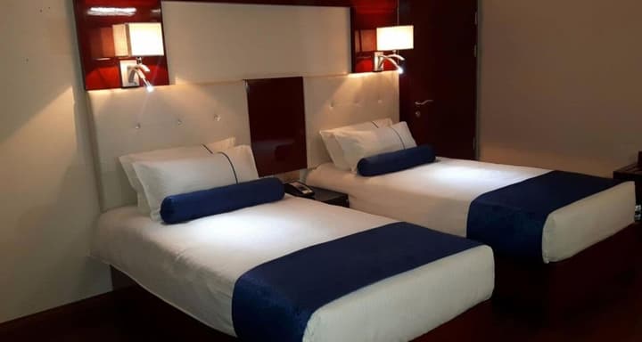 Golden Tulip Headington Ruwi