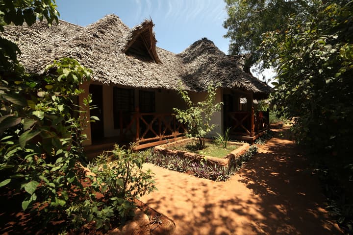 Langi Langi Beach Bungalows
