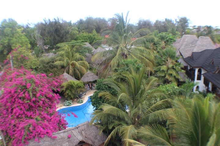 Langi Langi Beach Bungalows