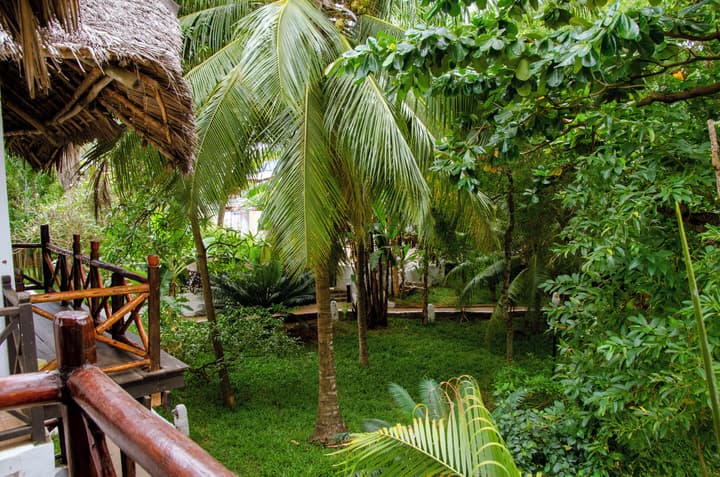 Langi Langi Beach Bungalows
