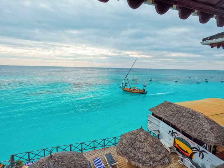 Langi Langi Beach Bungalows