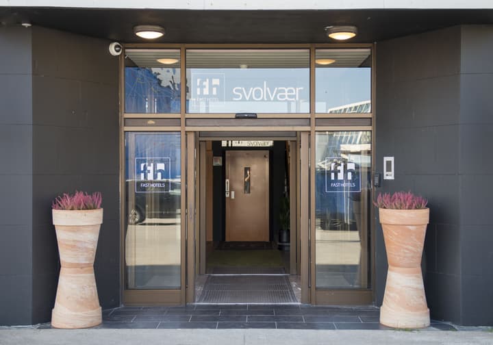 Fast Hotel Svolvær