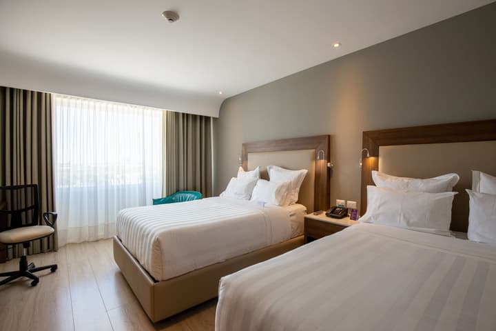 HS HOTSSON Hotel Irapuato
