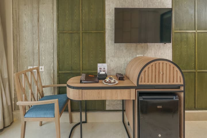 Jambuluwuk Oceano Seminyak Hotel