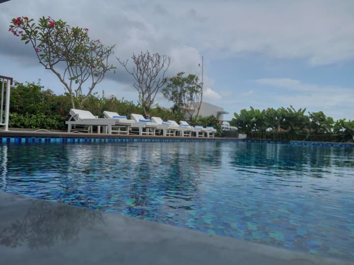 Jambuluwuk Oceano Seminyak Hotel