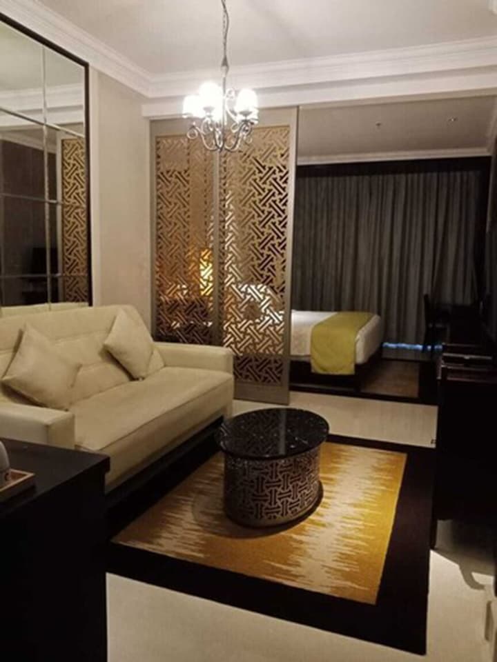 Jambuluwuk Oceano Seminyak Hotel