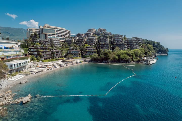 Dukley Hotel & Resort