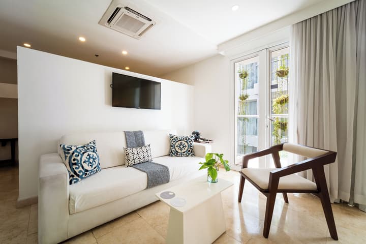 Nacar Hotel Cartagena, Curio Collection by Hilton