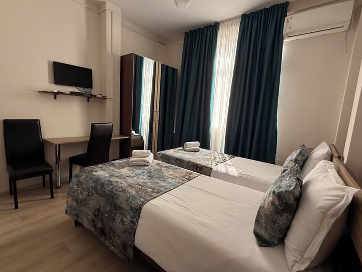 Liva Hotel