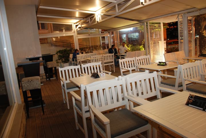 Hotel Mano