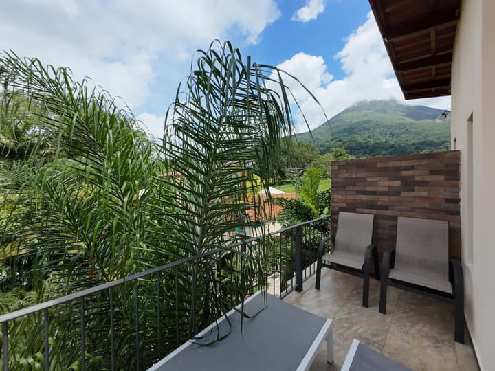 Paradise Hot Springs - Thermal Water & Volcano Views