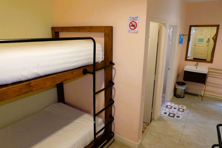 Siri Poshtel Bangkok