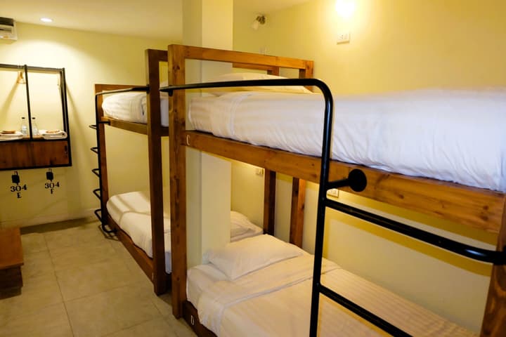 Siri Poshtel Bangkok