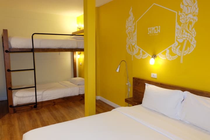 Siri Poshtel Bangkok