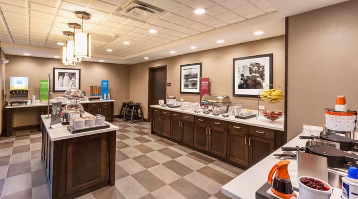 Hampton Inn & Suites Duluth North/Mall Area