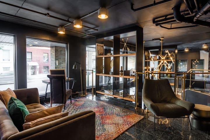 Empire Suites