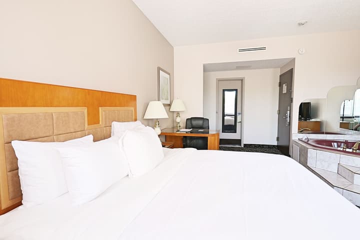 Empire Suites