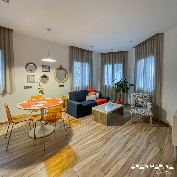 Gran Marina Suites