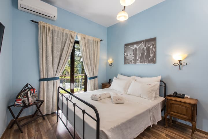 Theatro Hotel Odysseon