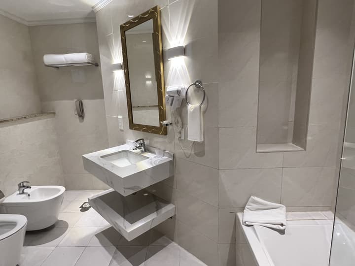 City Seasons Suites