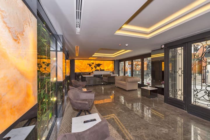 Genova Hotel