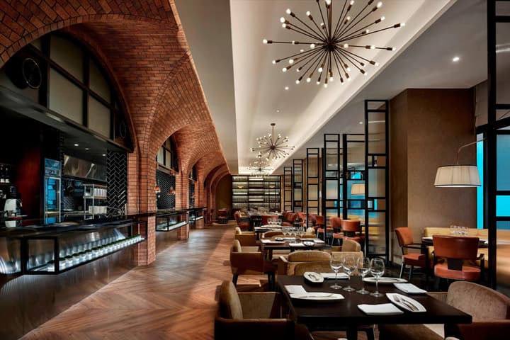 Hotel Stripes Kuala Lumpur, Autograph Collection