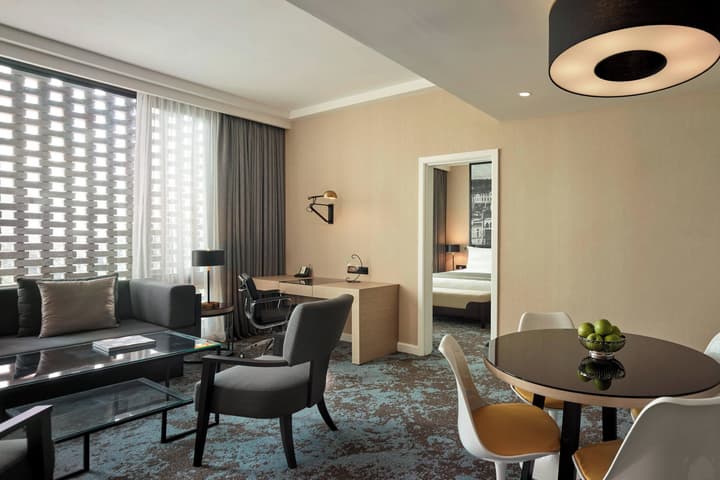 Hotel Stripes Kuala Lumpur, Autograph Collection