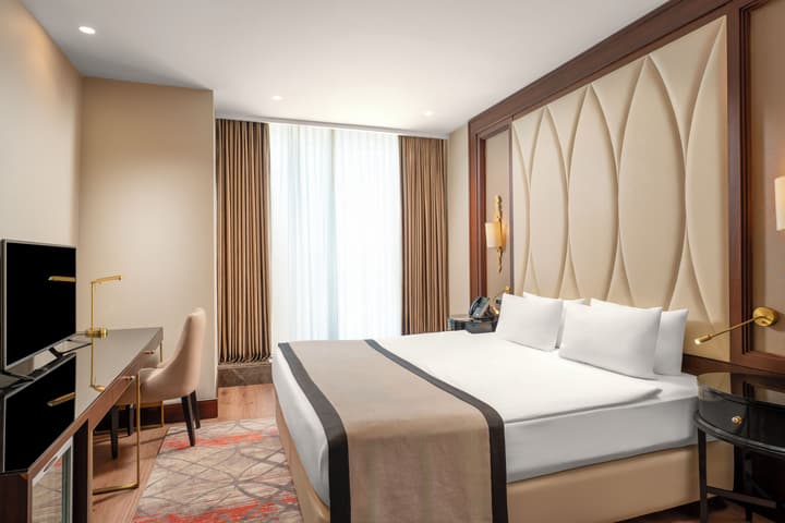 Elite World Grand Istanbul Basın Ekspres