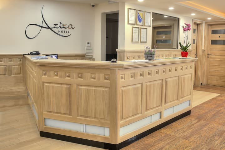 Hotel Aziza