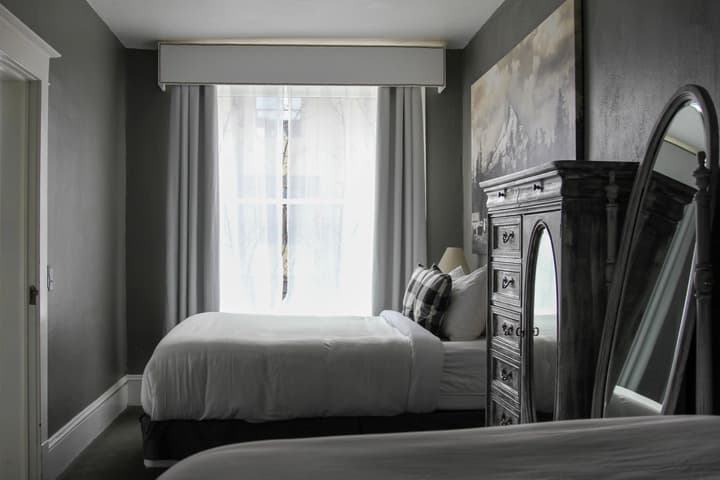 Hood River Hotel