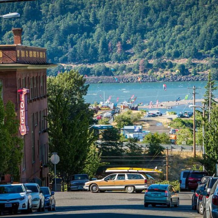 Hood River Hotel