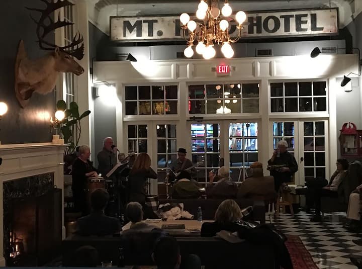 Hood River Hotel