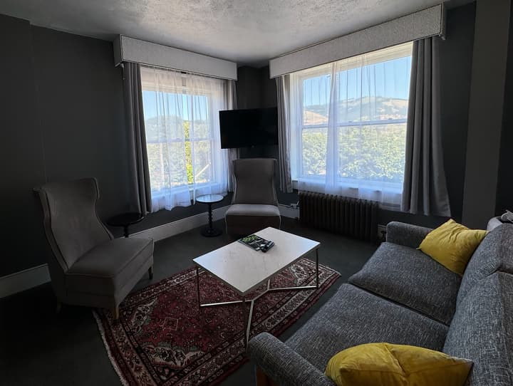 Hood River Hotel