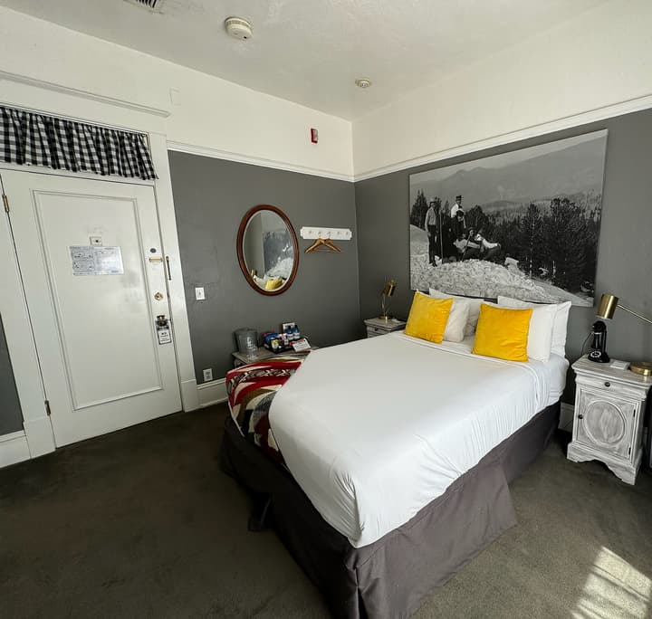 Hood River Hotel
