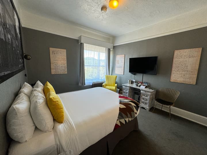 Hood River Hotel