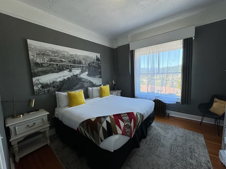 Hood River Hotel