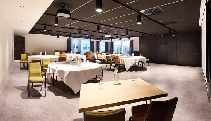 Park Inn by Radisson Brussels Airport