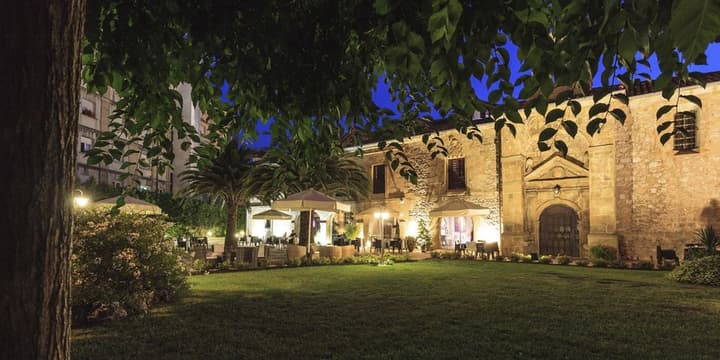 Hotel Los Guardeses