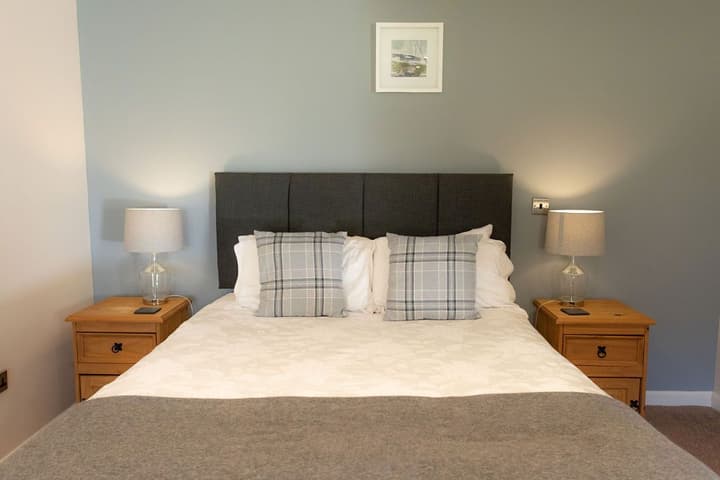 Redwood House Hotel