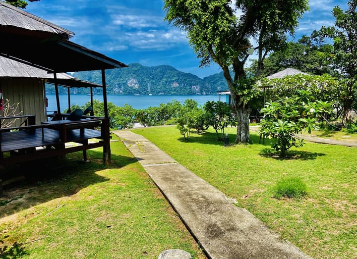 HIP Seaview Resort at Phi Phi