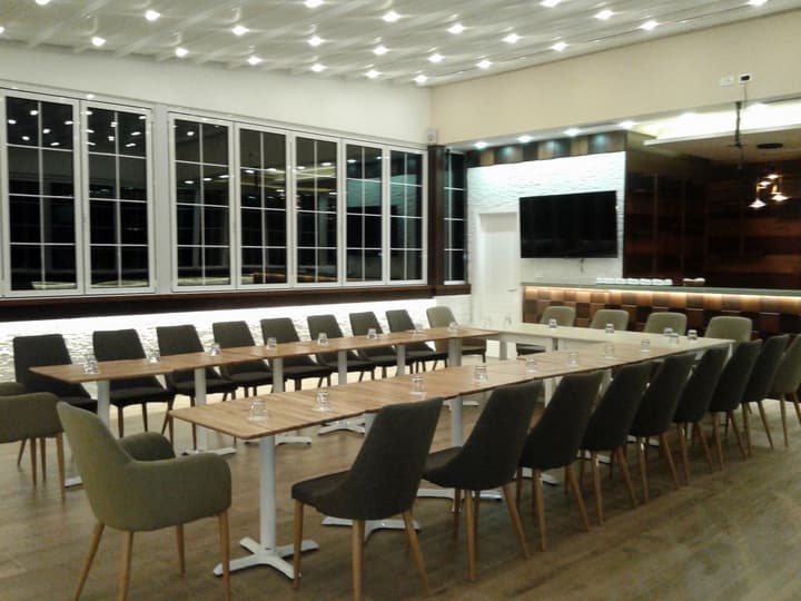 Capital Tirana Hotel