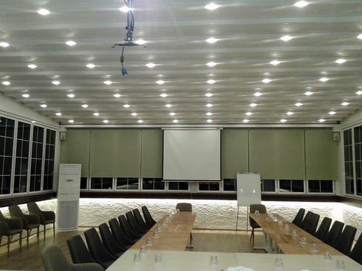 Capital Tirana Hotel