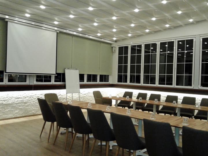 Capital Tirana Hotel