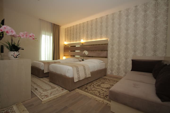 Capital Tirana Hotel