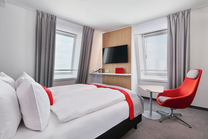 Holiday Inn Express Berlin - Alexanderplatz by IHG