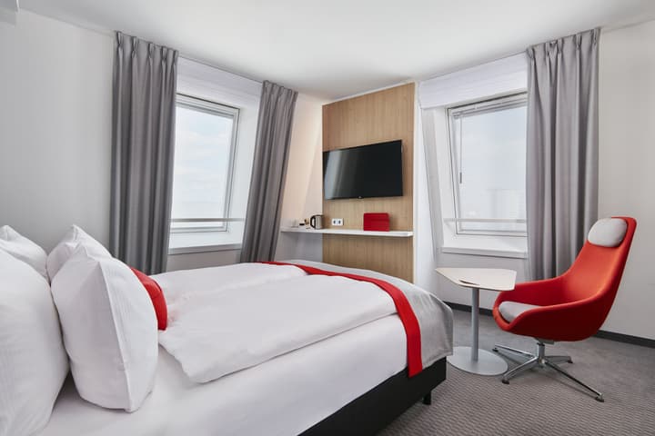 Holiday Inn Express Berlin - Alexanderplatz by IHG