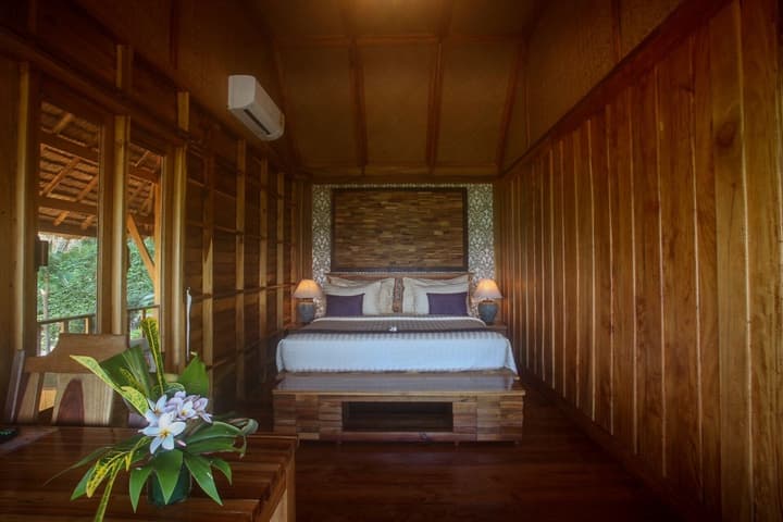 Phi Phi Phu Chalet Resort